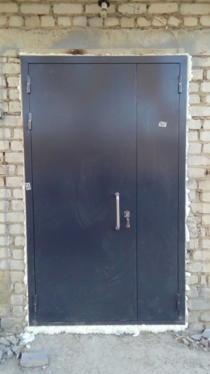 Дверь Дэлакс (утеплённая) 